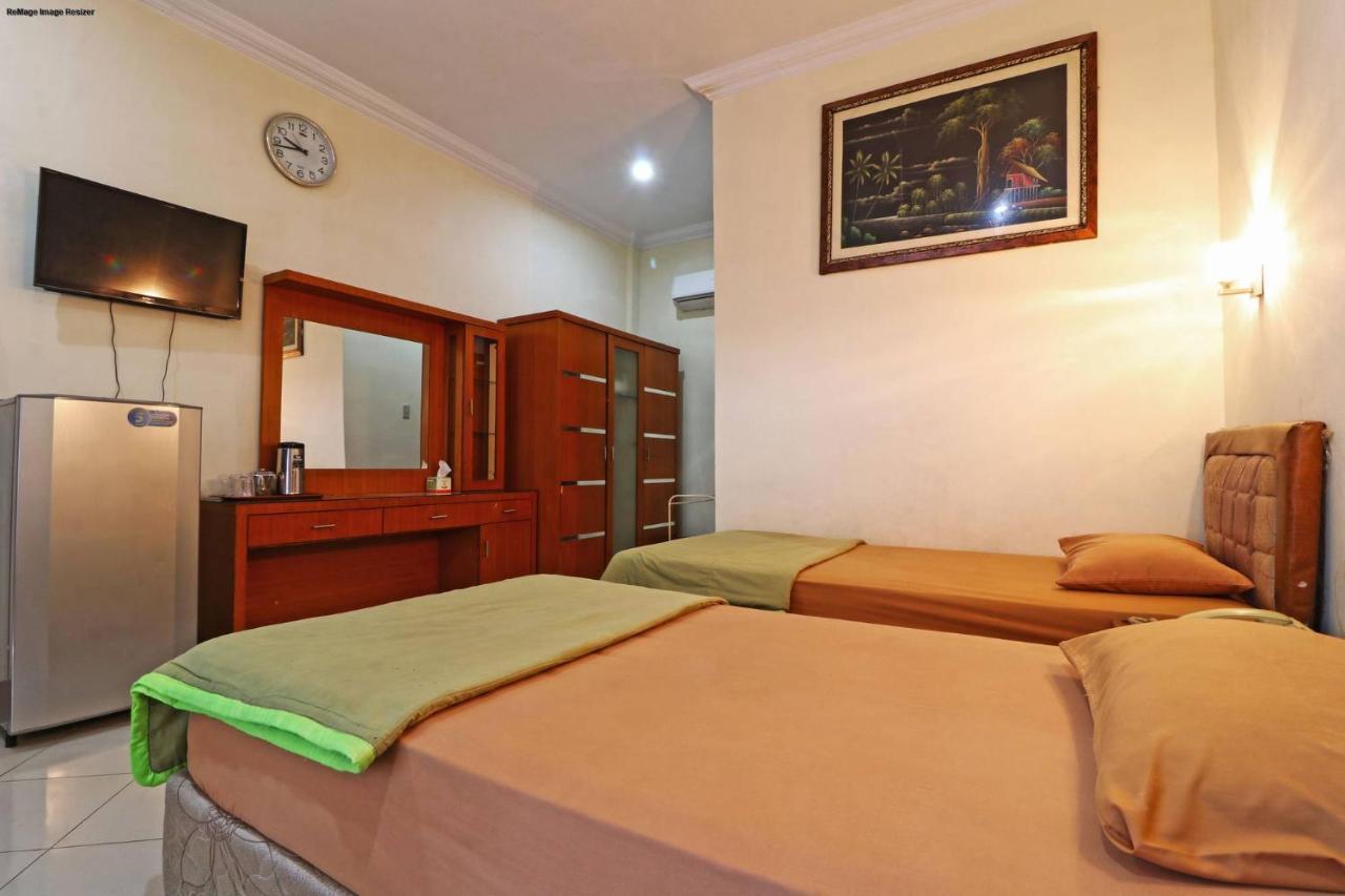 Hotel Melati Medan Bagian luar foto